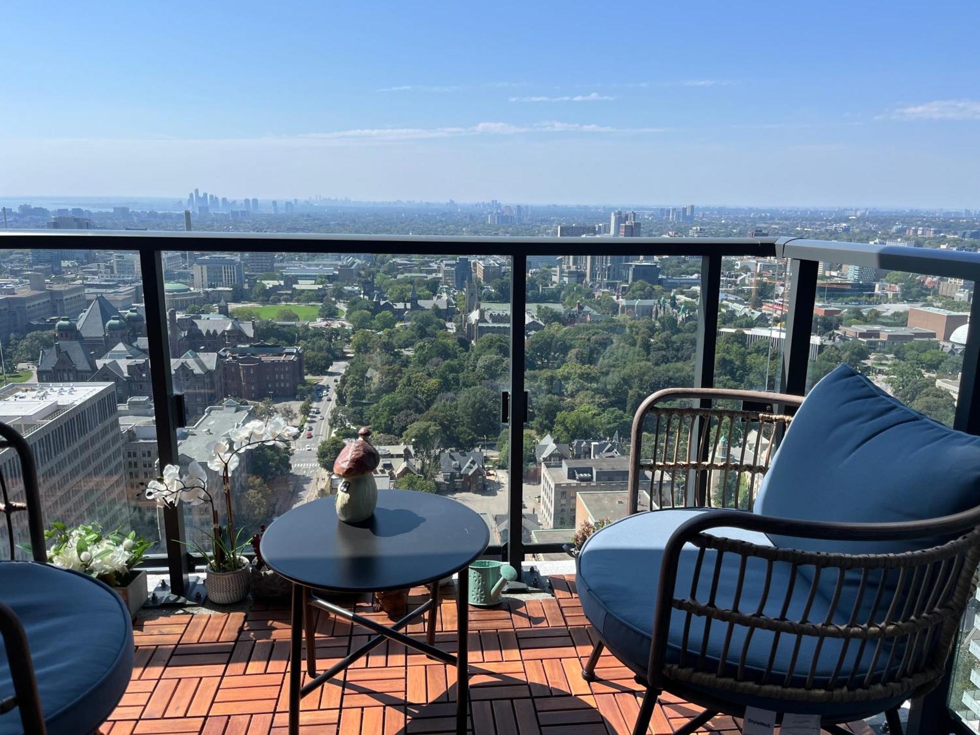 Luxury View In Toronto Downtown 3 Bedroom 2.5 Bathroom 1 Parking Bagian luar foto